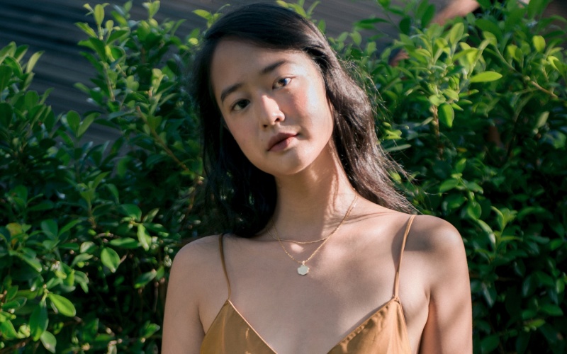 Amandine làm designer tự do và thường xuyên chia sẻ hình ảnh cuộc sống trên Instagram @acupper