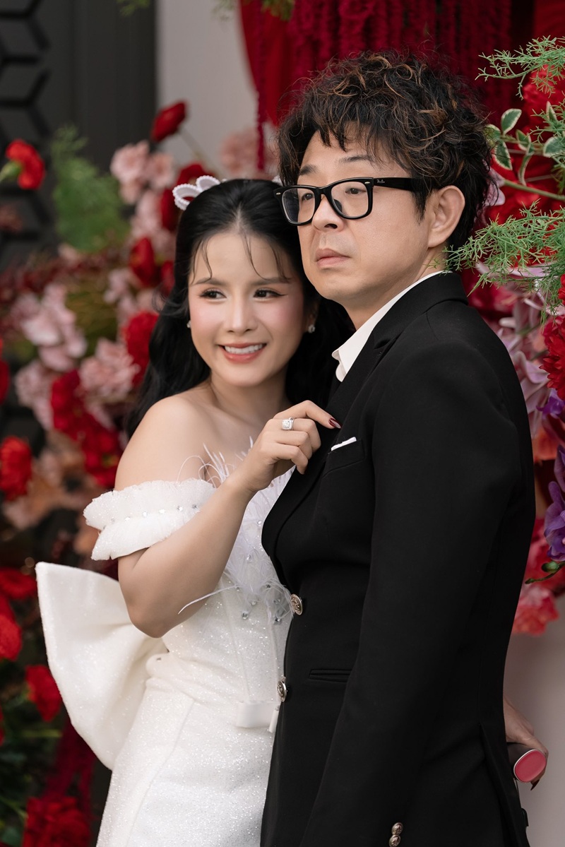 Bà Nhân Vlog là ai?