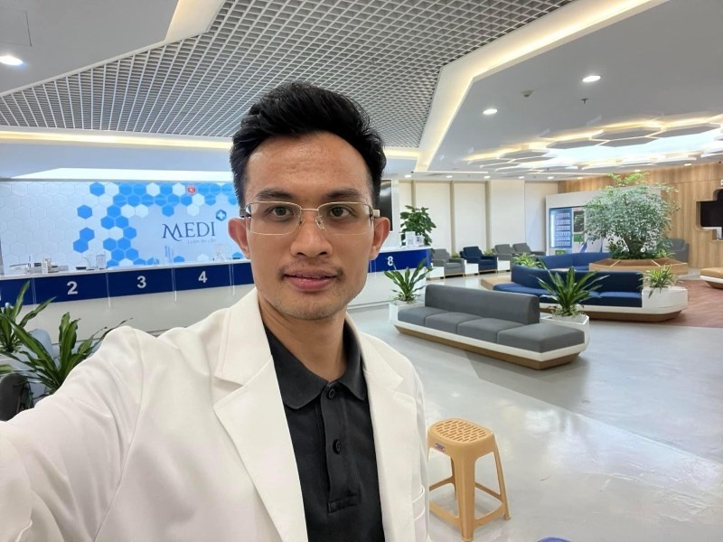 Năm 2017, bác sĩ Trương Quang Hải chính thức gia nhập Trung tâm Hỗ trợ sinh sản Bệnh viện Bưu điện Hà Nội