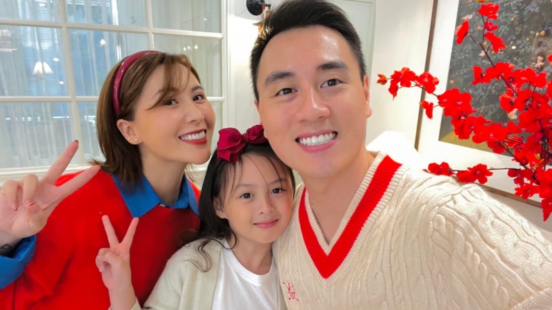 Bé Cam là cô bé xinh xắn được mệnh danh là "hot kid"