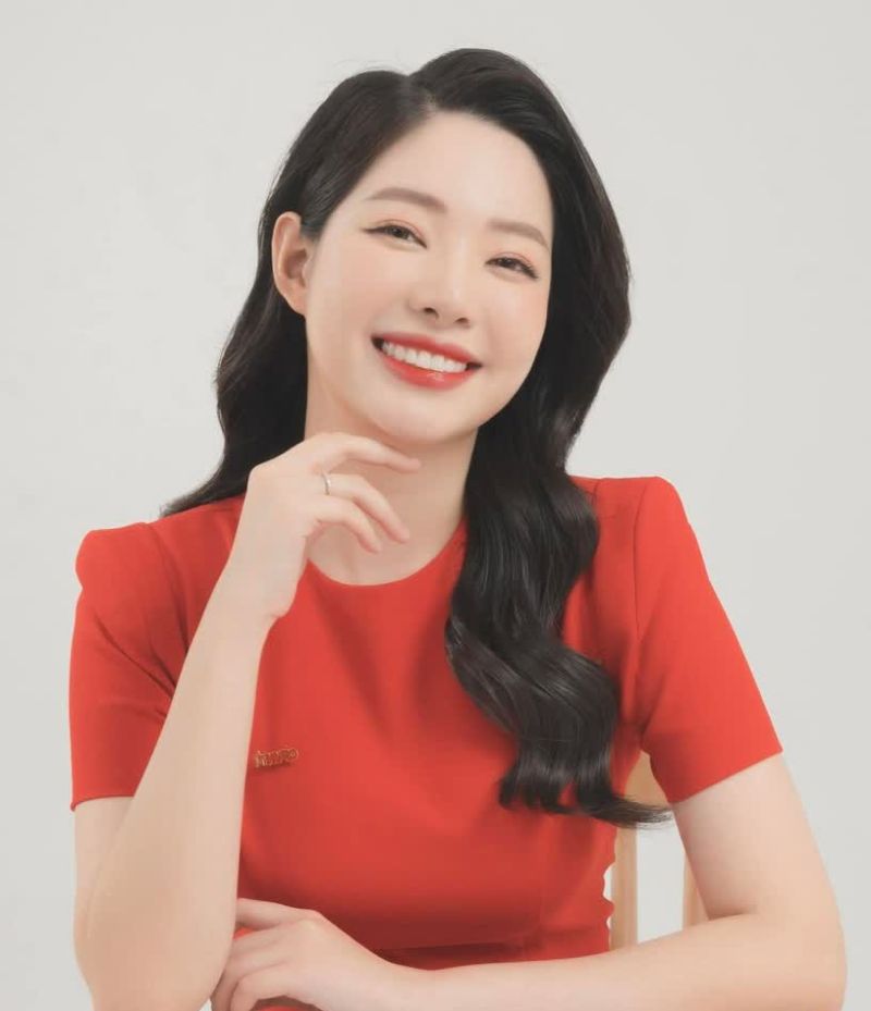 BTV Hương Giang từng là biên tập viên tại Kênh truyền hình Quốc phòng Việt Nam