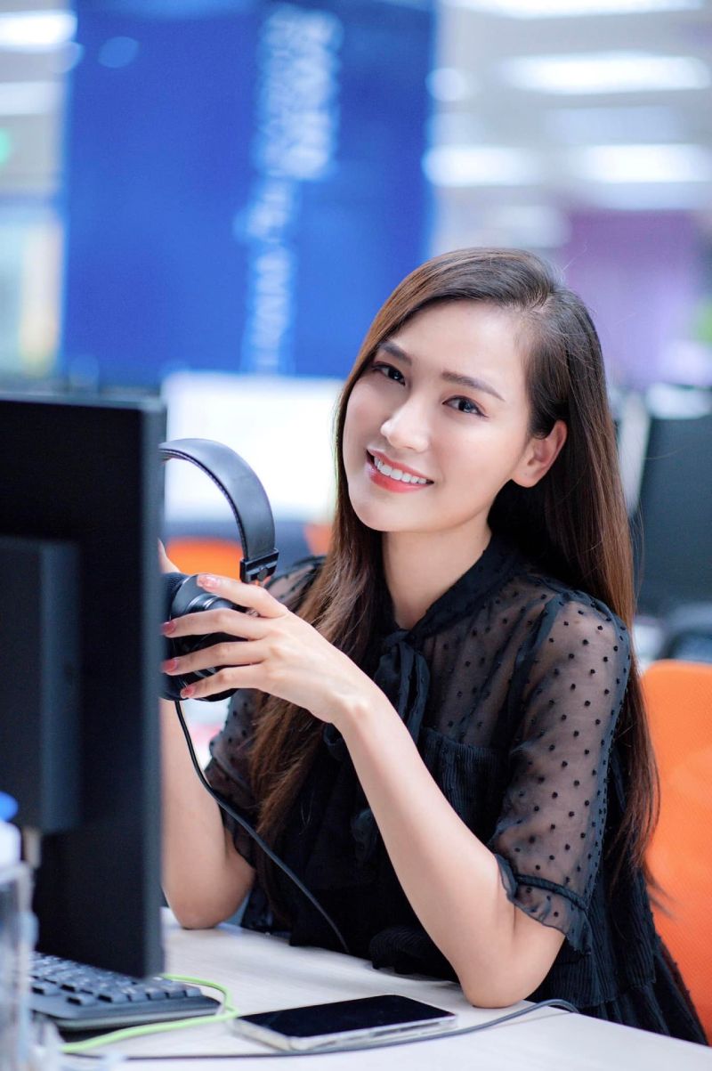 Biên tập viên Linh Thủy là ai