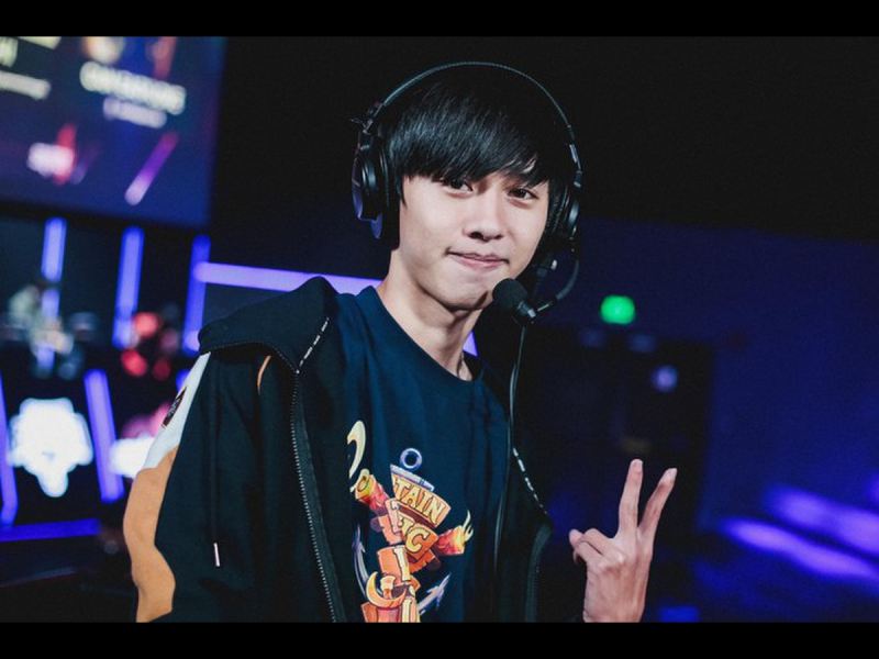 BLV Văn Tùng nổi tiếng trong cộng đồng Liên Minh Huyền Thoại