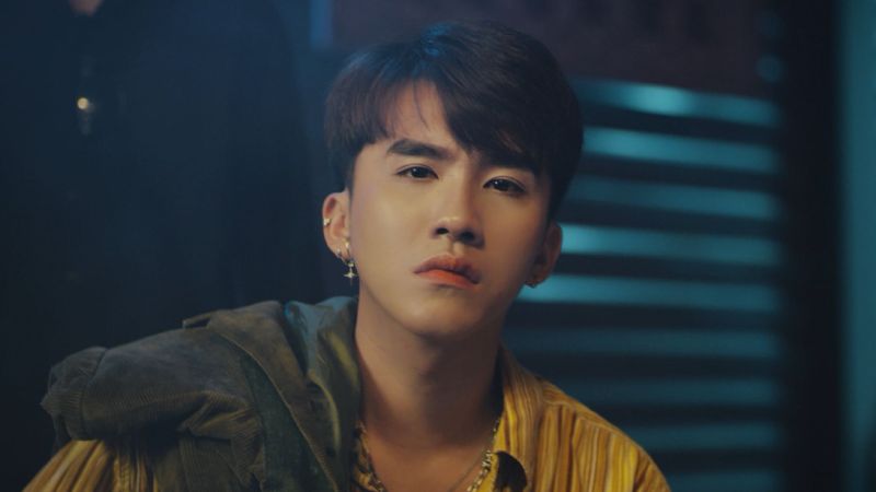 Keyo là một ca sĩ, nhạc sĩ và nghệ sĩ trẻ