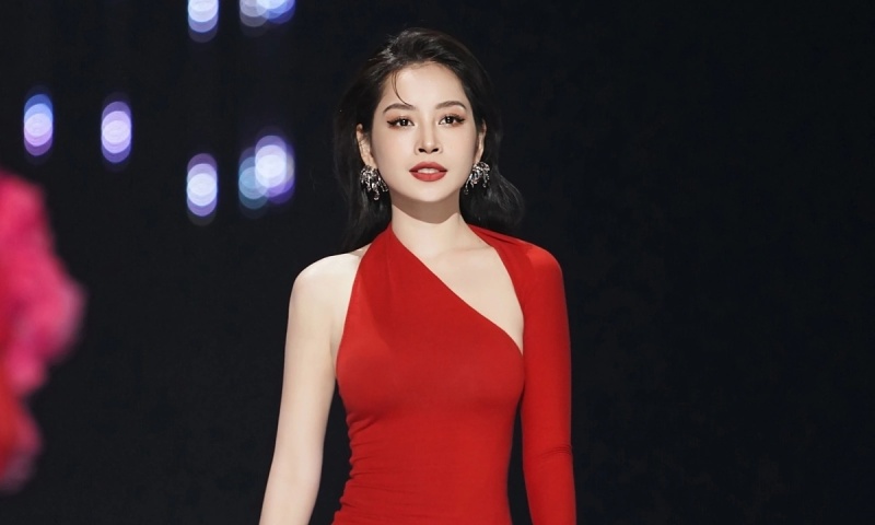 Chi Pu tham gia chương trình "Tỷ tỷ đạp gió rẽ sóng" (mùa 4) tại Trung Quốc