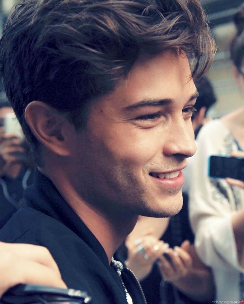 Chico Lachowski là siêu mẫu nam người Brazil nổi tiếng