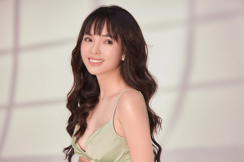 Diễn viên Việt Huê