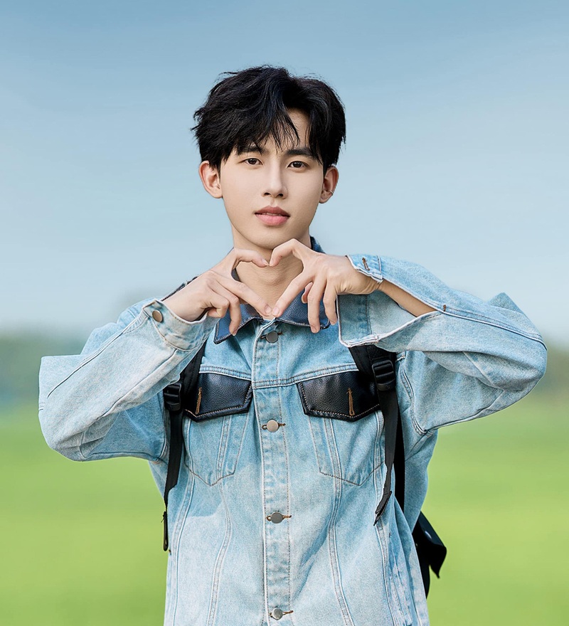 Doãn Hiếu là ai?