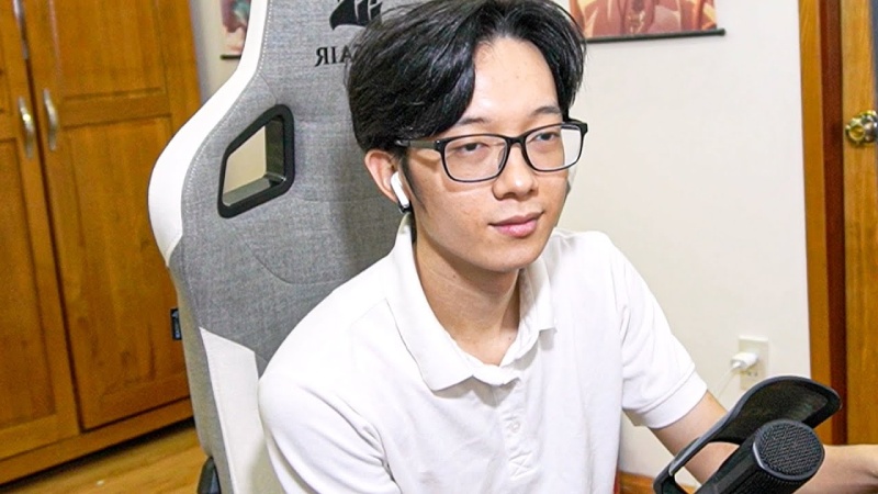 Dũng Senpai là Youtuber Việt Nam đầu tiên phá đảo Getting Over It with Bennett Foddy