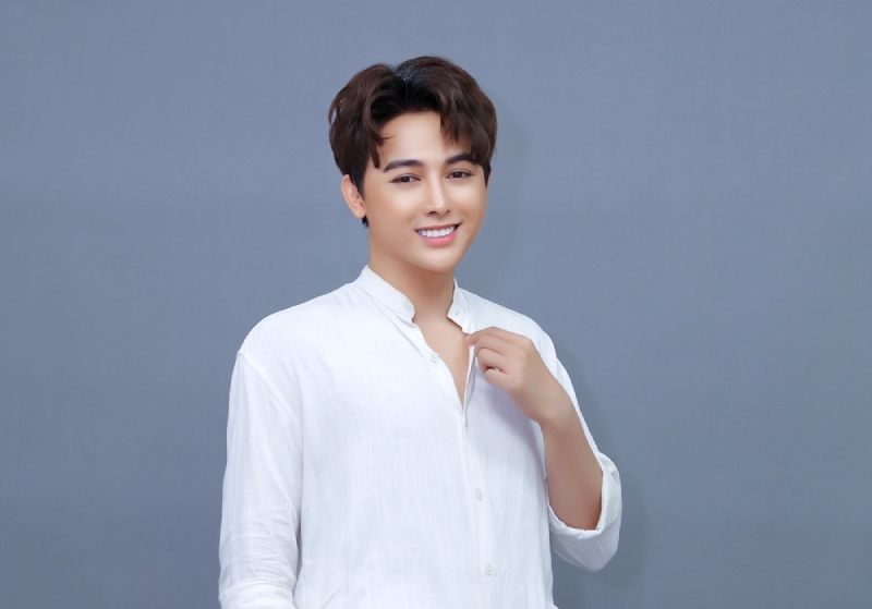 Duy Zuno cũng từng tham gia và giành giải quán quân nhiều chương trình âm nhạc