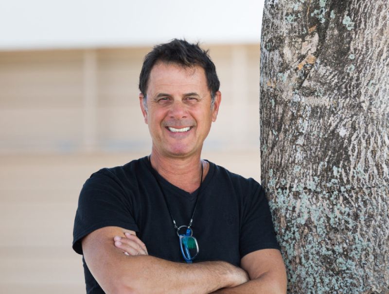 Edward Butera là một chuyên gia thiết kế sáng tạo và nghệ thuật