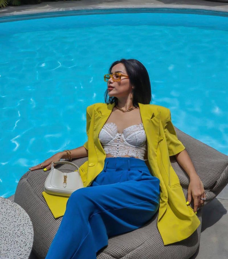 Giang Donna là một hotgirl, người mẫu ảnh và influencer