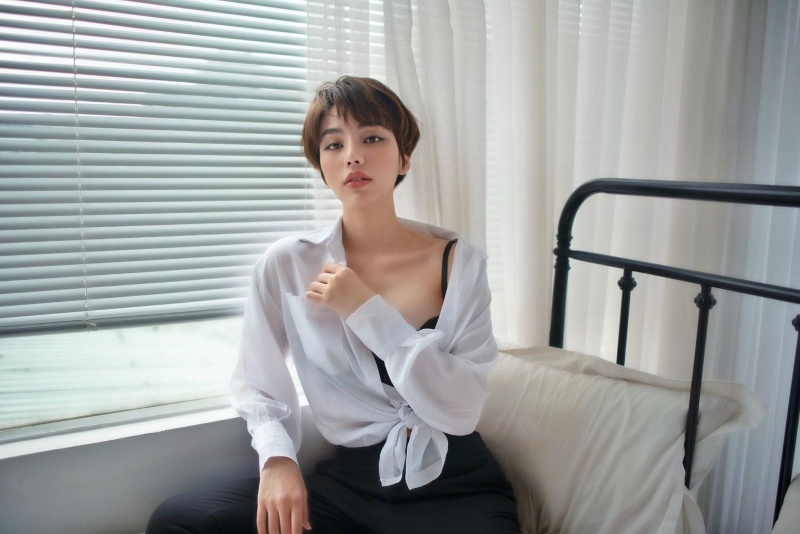 Gigi Hương Giang ra mắt MV đầu tay "Anh đưa em đi" do chính cô sáng tác năm 2018