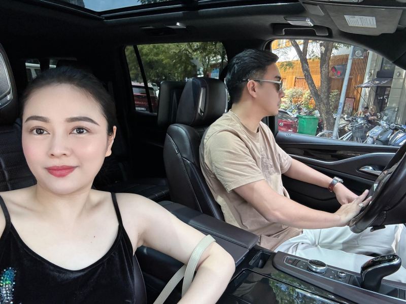 Hằng Túi là một hot mom, nữ doanh nhân và influencer nổi tiếng