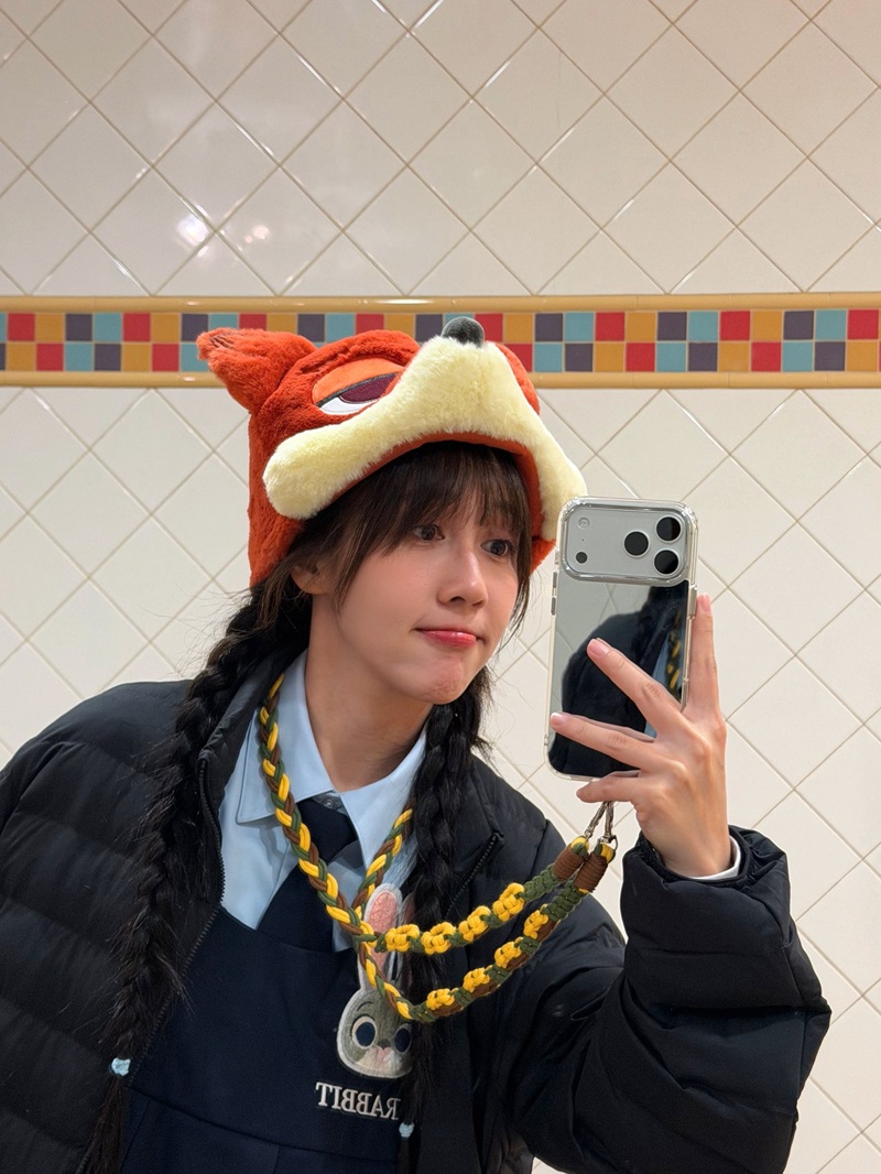 Hậu Hoàng là ai?