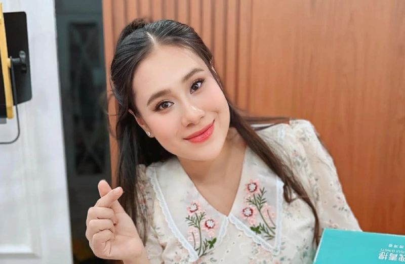 Hồ Bích Trâm được biết đến qua nhiều phim truyền hình, web-drama và chương trình truyền hình