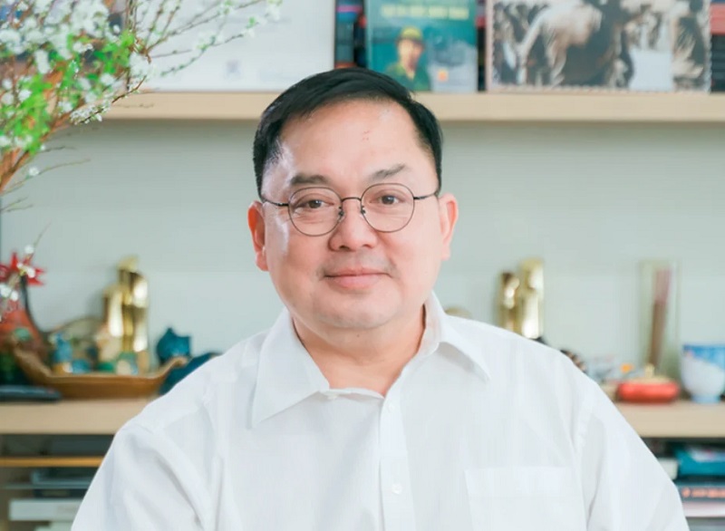 Hoàng Nam Tiến