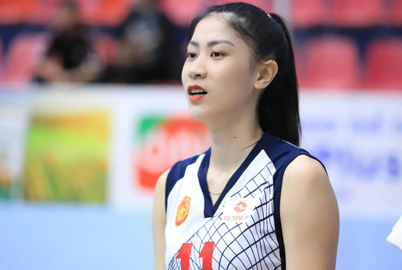 Hoàng Thị Kiều Trinh là VĐV bóng chuyền nữ tài năng sinh năm 2001 quê Quảng Bình