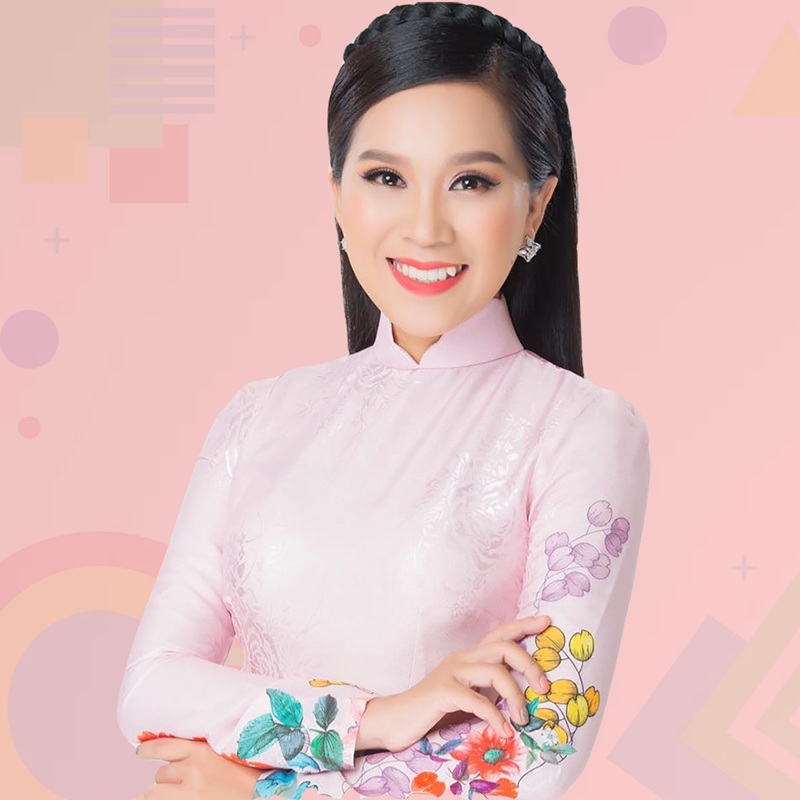 Hồng Phượng là ai?