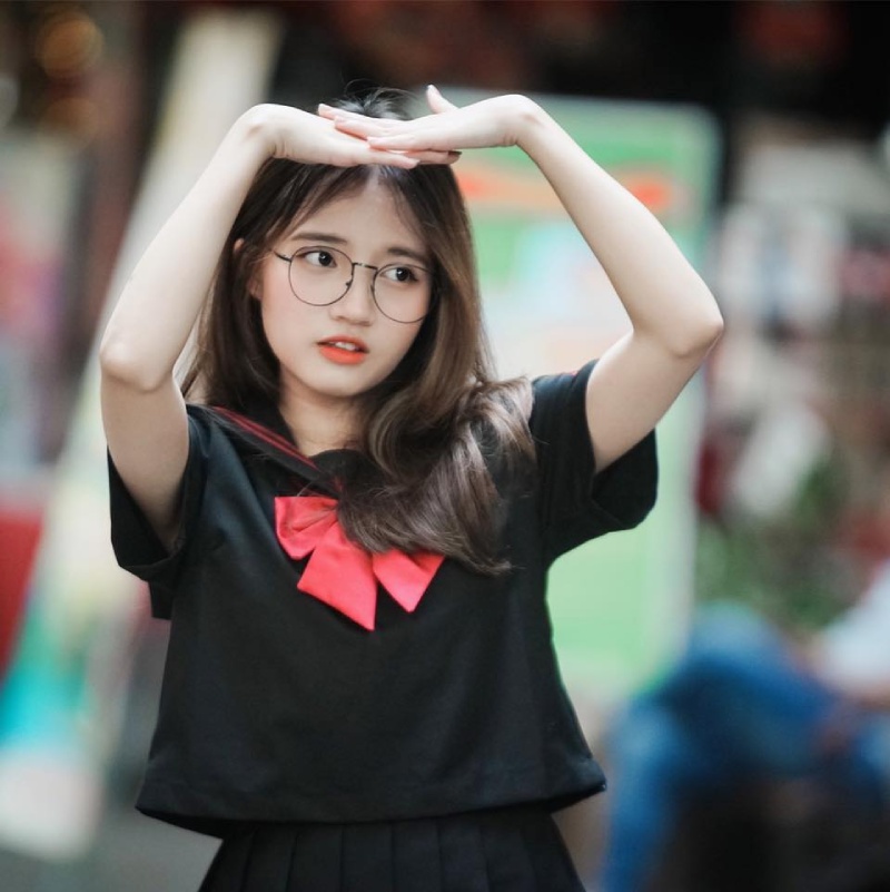 Hường Lulii bắt đầu sự nghiệp streamer với tựa game Liên Minh Huyền Thoại