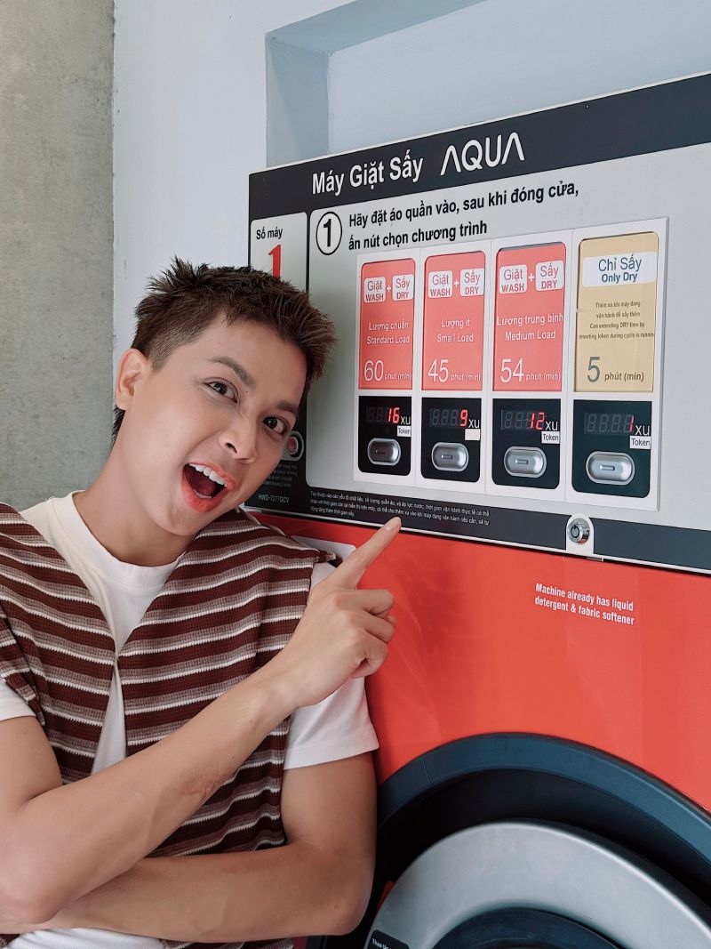 Anh được yêu mến vì sự duyên dáng, biểu cảm tự nhiên