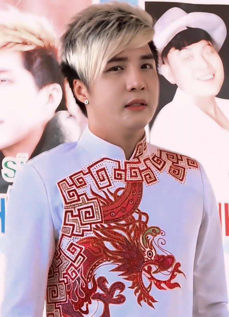 Lâm Chấn Khang là ai?