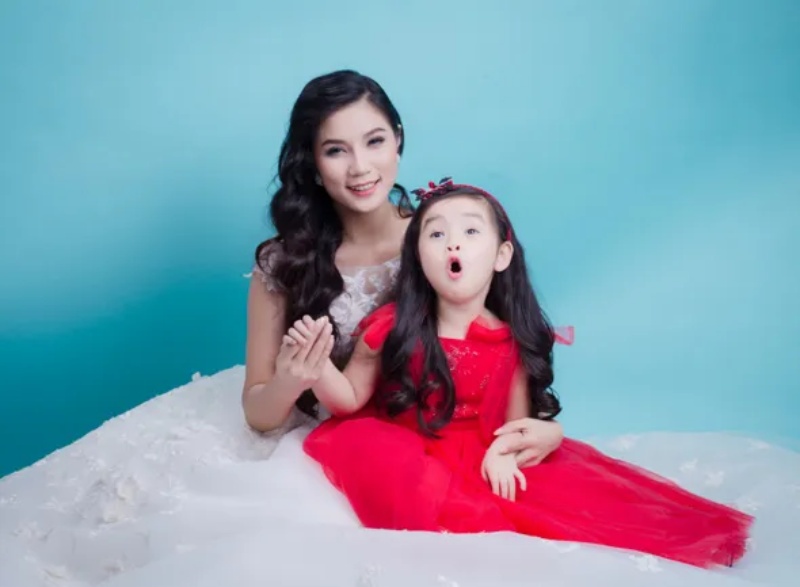 Lâm Mỹ Vân kinh doanh trong lĩnh vực ẩm thực (F&B)