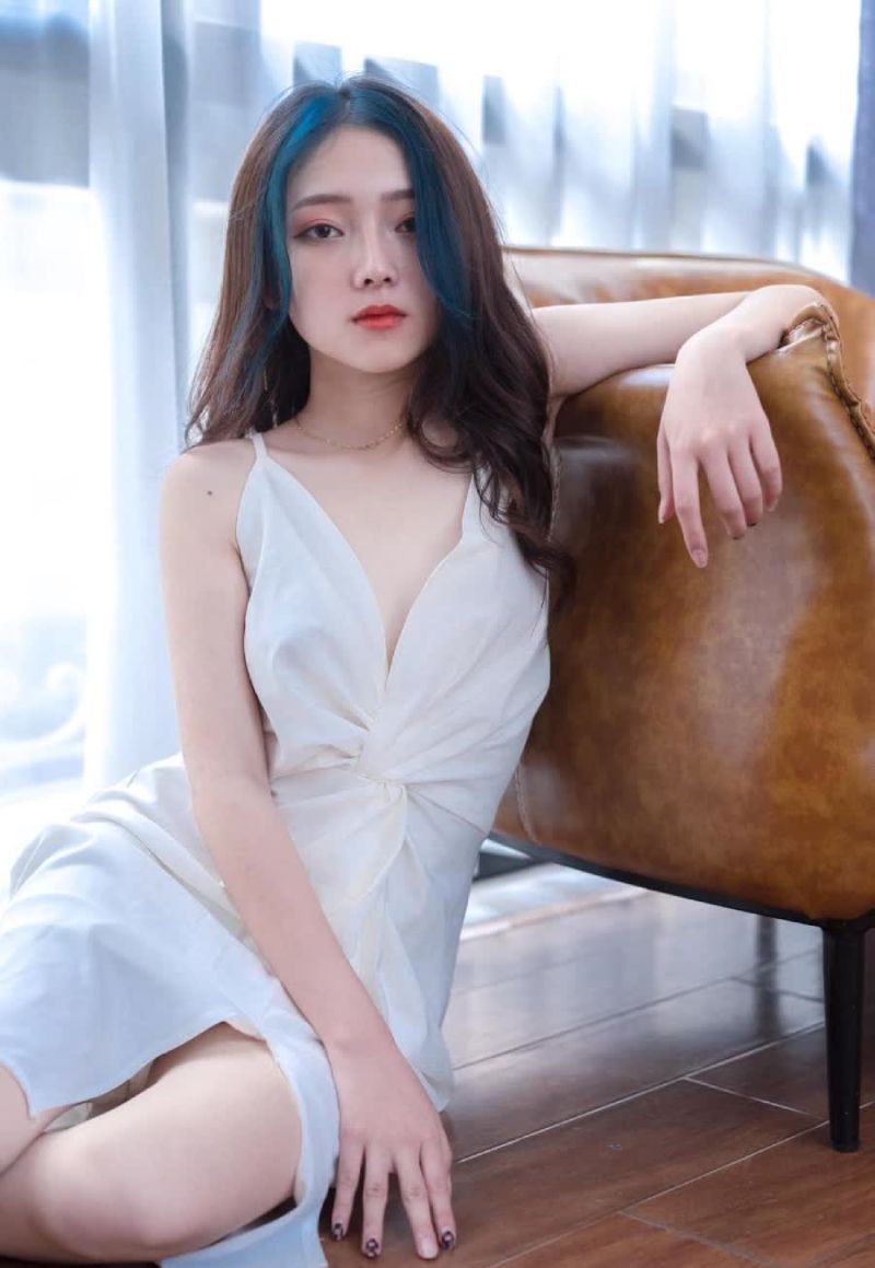Linh Chichan là một hot girl, streamer và người nổi tiếng trên mạng xã hội