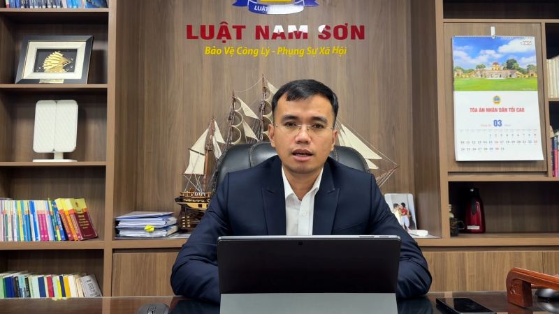 rần Viết Hà được xem là một trong những luật sư “hot” trên nền tảng trực tuyến