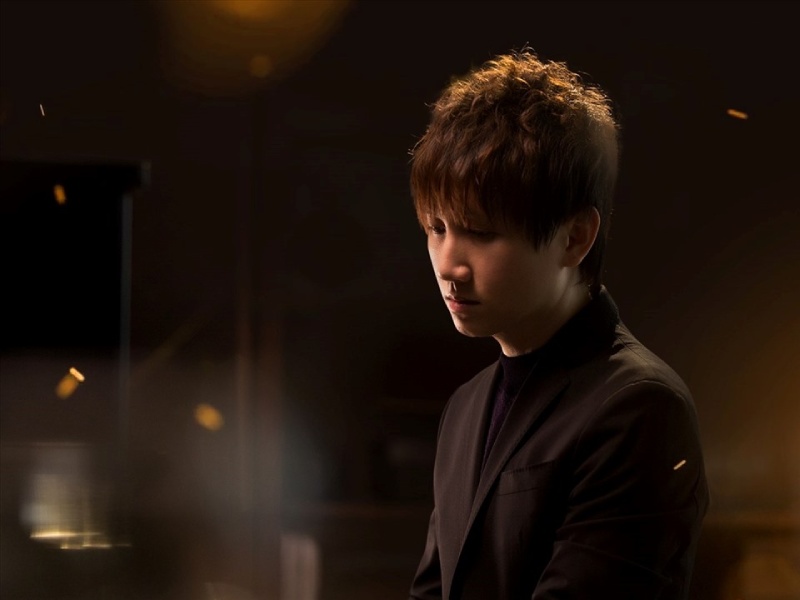 Mr Siro là nhạc sĩ được mệnh danh là "Thánh sầu" hay "hit-maker" của Vpop