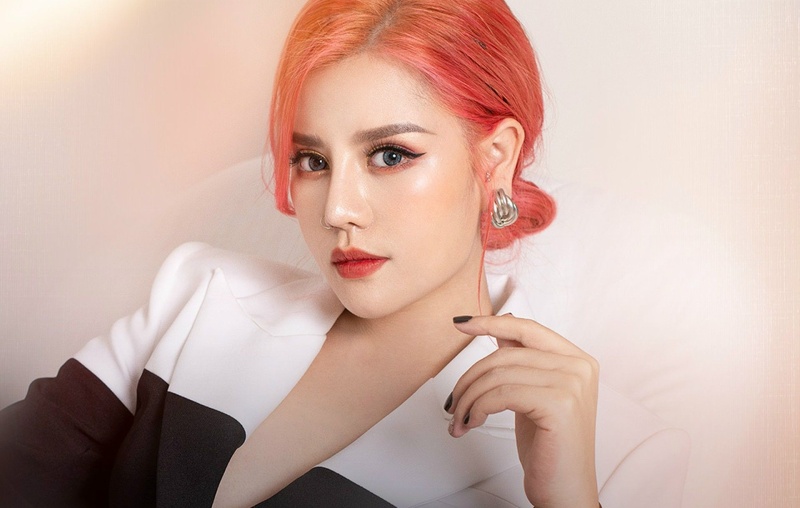 Nguyễn Thạc Bảo Ngọc ra mắt MV đầu tay "Như một người dưng"