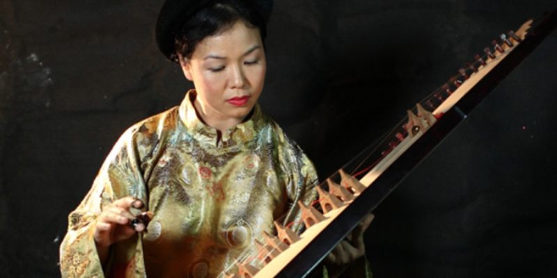 Nguyễn Thanh Thủy là một trong những nghệ sĩ đàn tranh nổi bật nhất của Việt Nam
