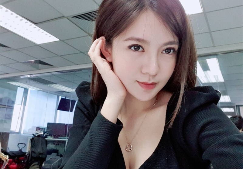 Tú Linh còn gây ấn tượng mạnh bởi kiến thức bóng đá sâu rộng và lối bình luận chuyên nghiệp