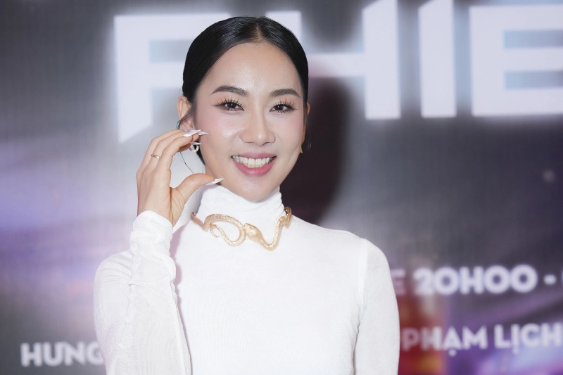 Phạm Lịch tham gia chương trình "Gương mặt thân quen 2020" và xuất sắc giành ngôi quán quân