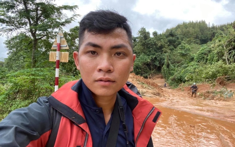 Kênh YouTube Phong Bụi được thành lập vào ngày 13/04/2010