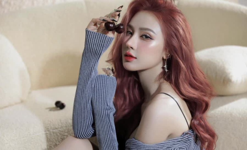 Năm 2021 Shi shi thuộc Top 4 streamer được yêu thích nhất tại Bigo Live