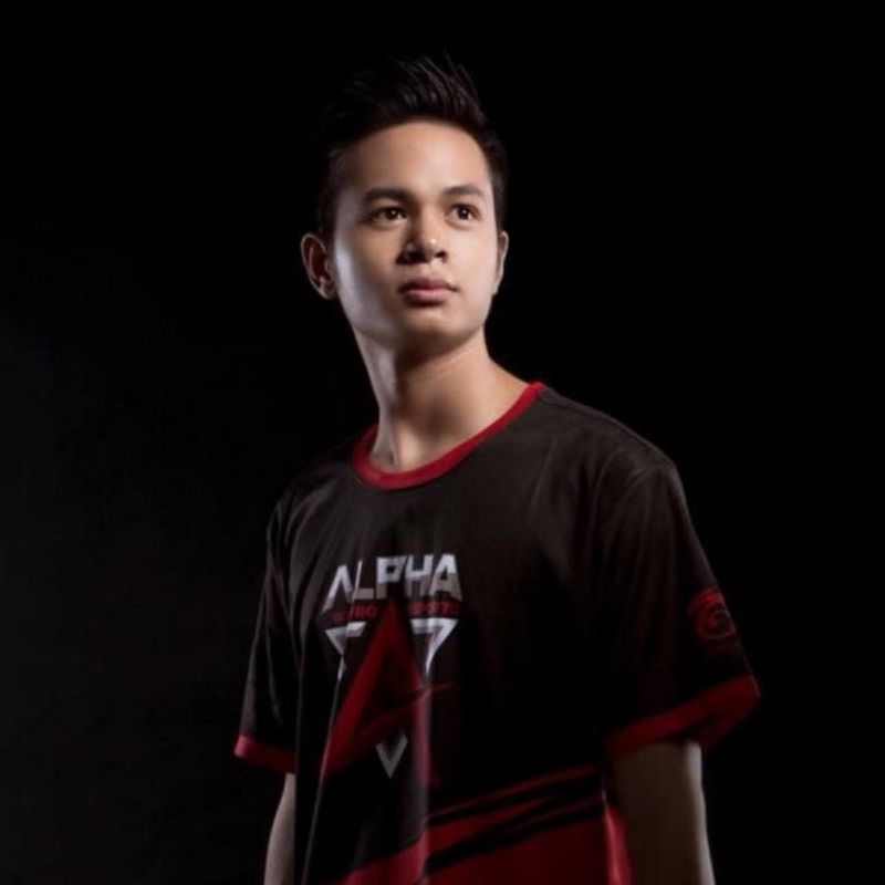 Thầy giáo X cũng từng vướng vào một số tranh cãi với những streamer khác