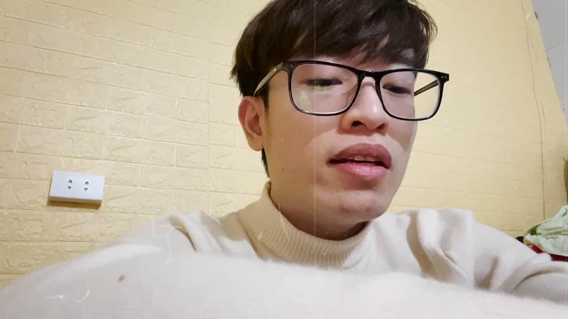 Tiểu sử Hùng Akira