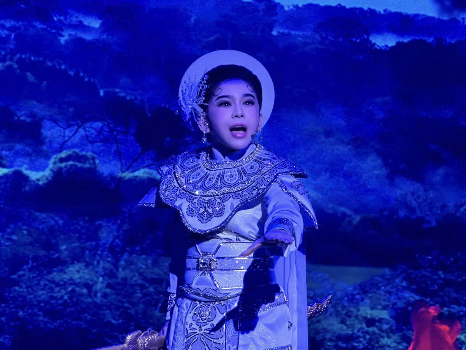 binh-tinh-co-dao-tiem-nang-cua-cai-luong-viet-nam