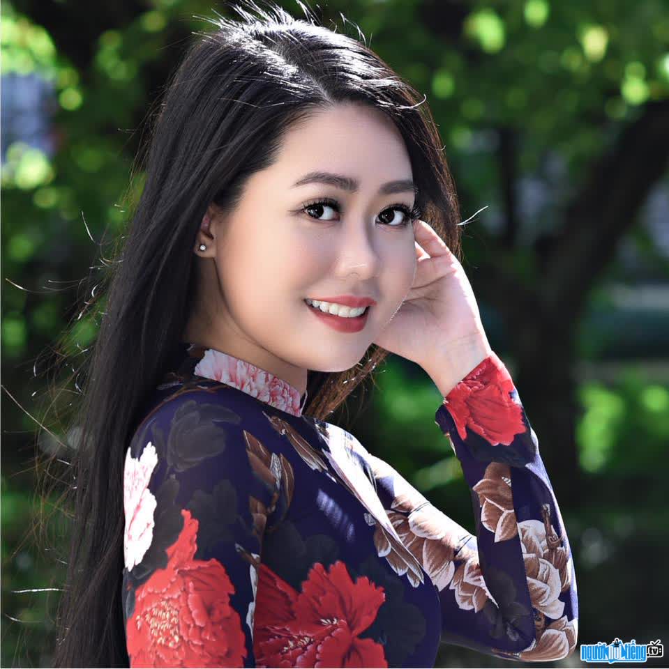 ca-si-nhu-hoa-bolero