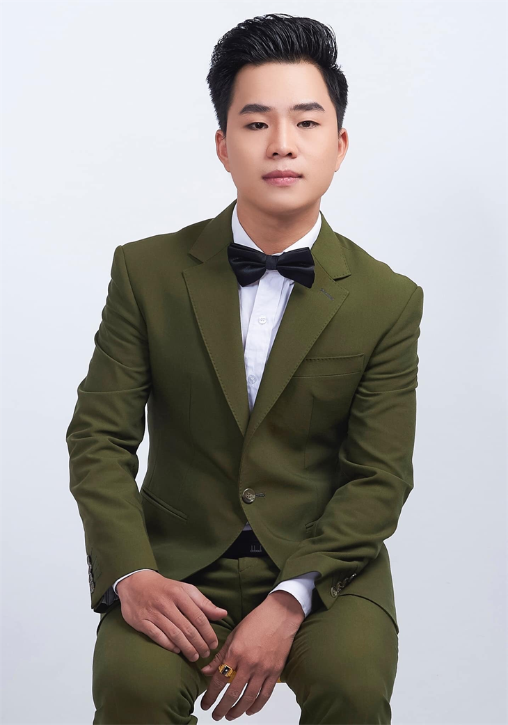 ca-si-thanh-tai-tong-quan