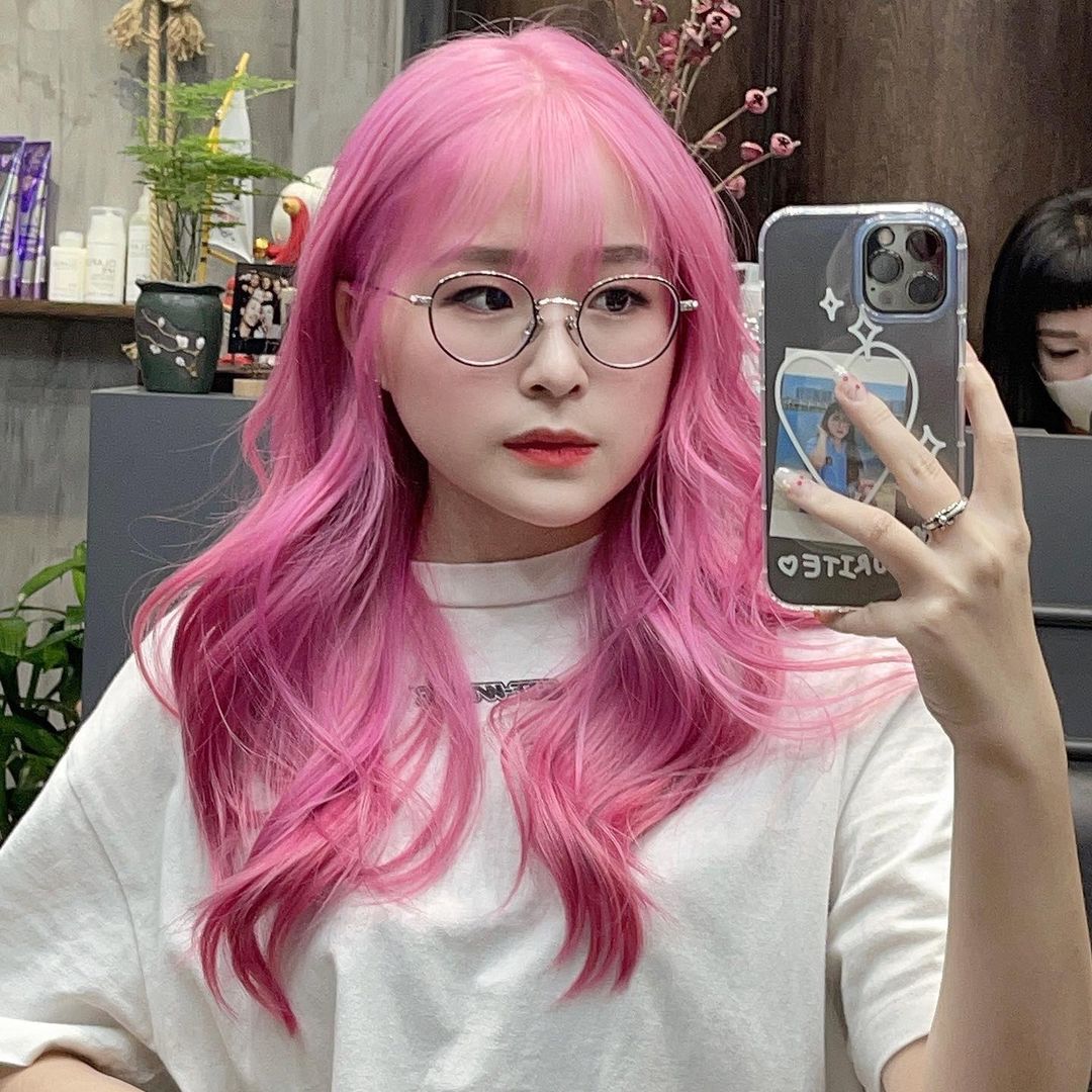 Chao Châu Anh: Cuộc Đời và Sự Nghiệp