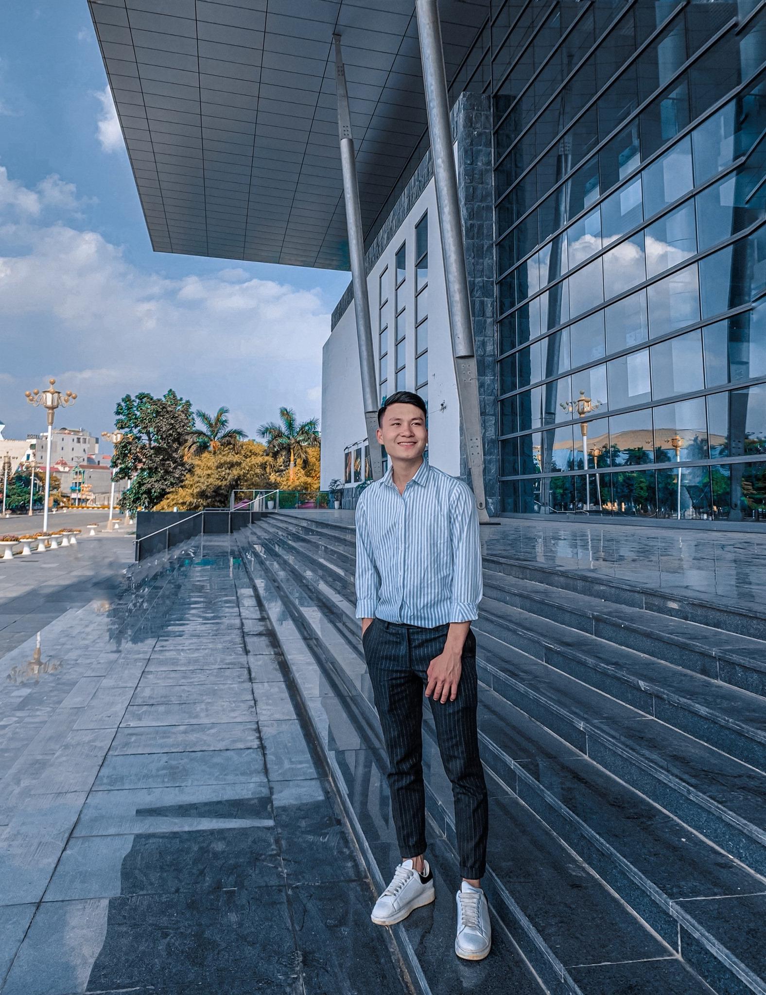 Chi Tiết Về Hoàng Minh Hiếu