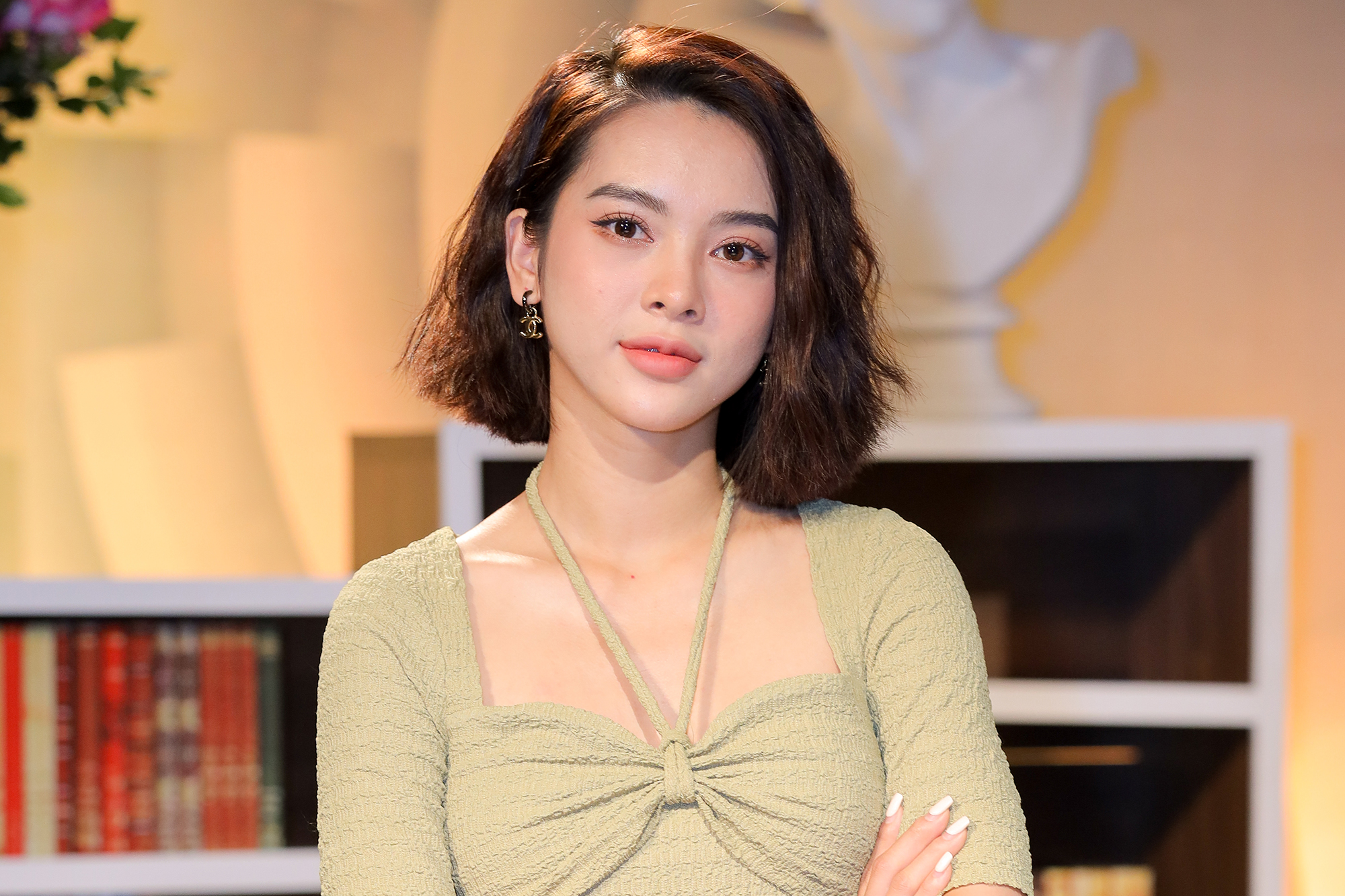 Chi Tiết Về Quỳnh Lương