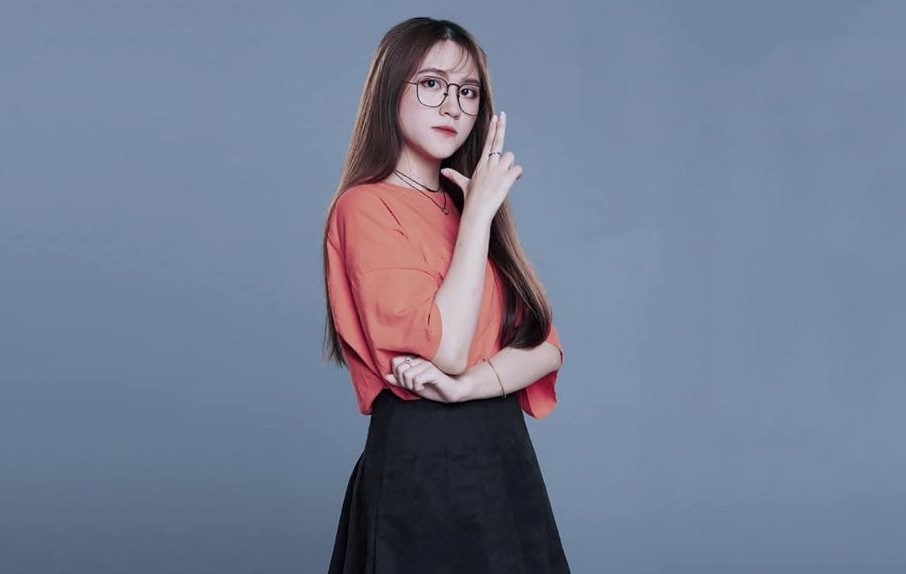 Cô Ngân