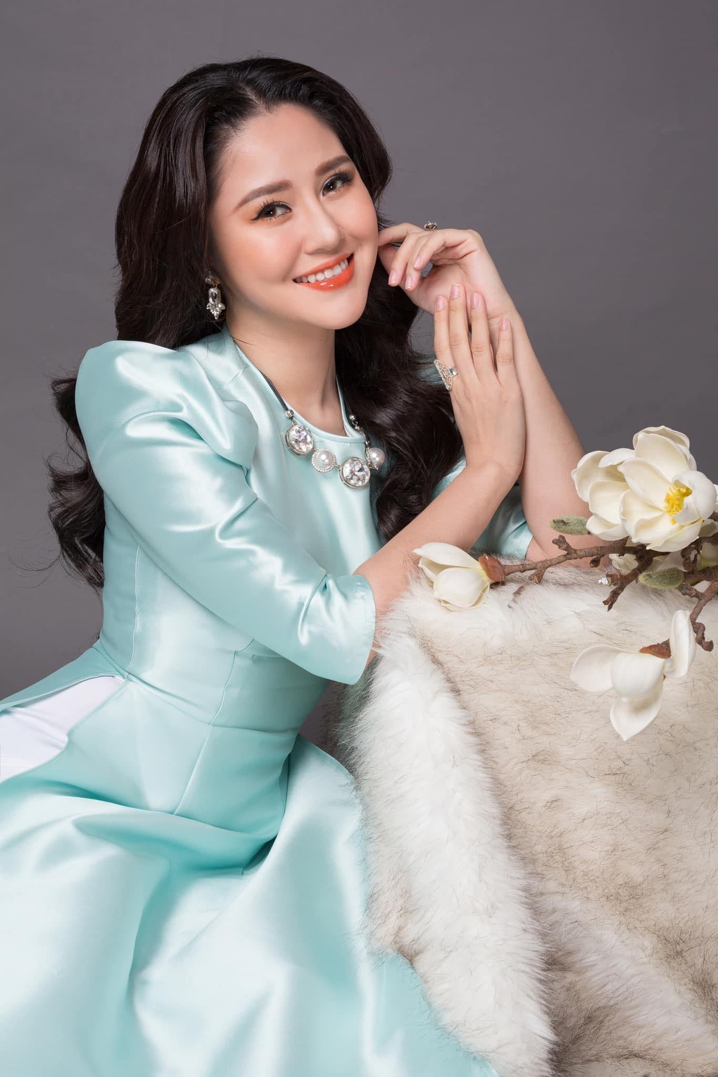Cuộc Đời và Sự Nghiệp của Ca sĩ Lê Thu Uyên