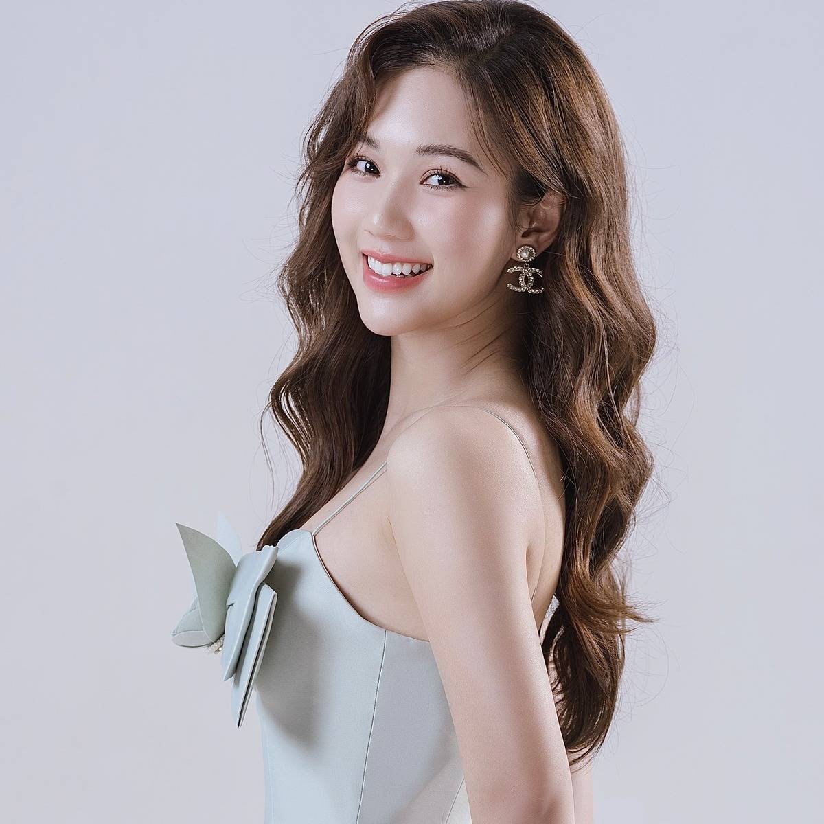 Diễn viên Phạm Ngọc Anh: Cuộc Đời