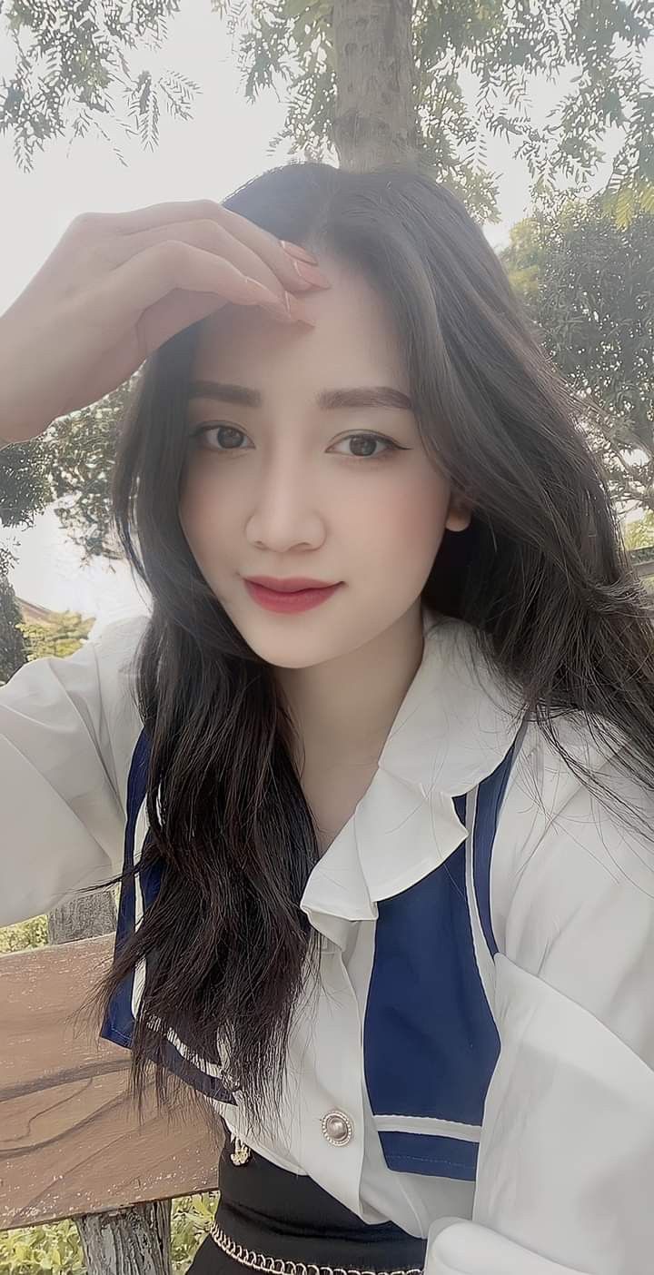 Đỗ Thúy Quỳnh - Quỳnh Moon: Chi Tiết