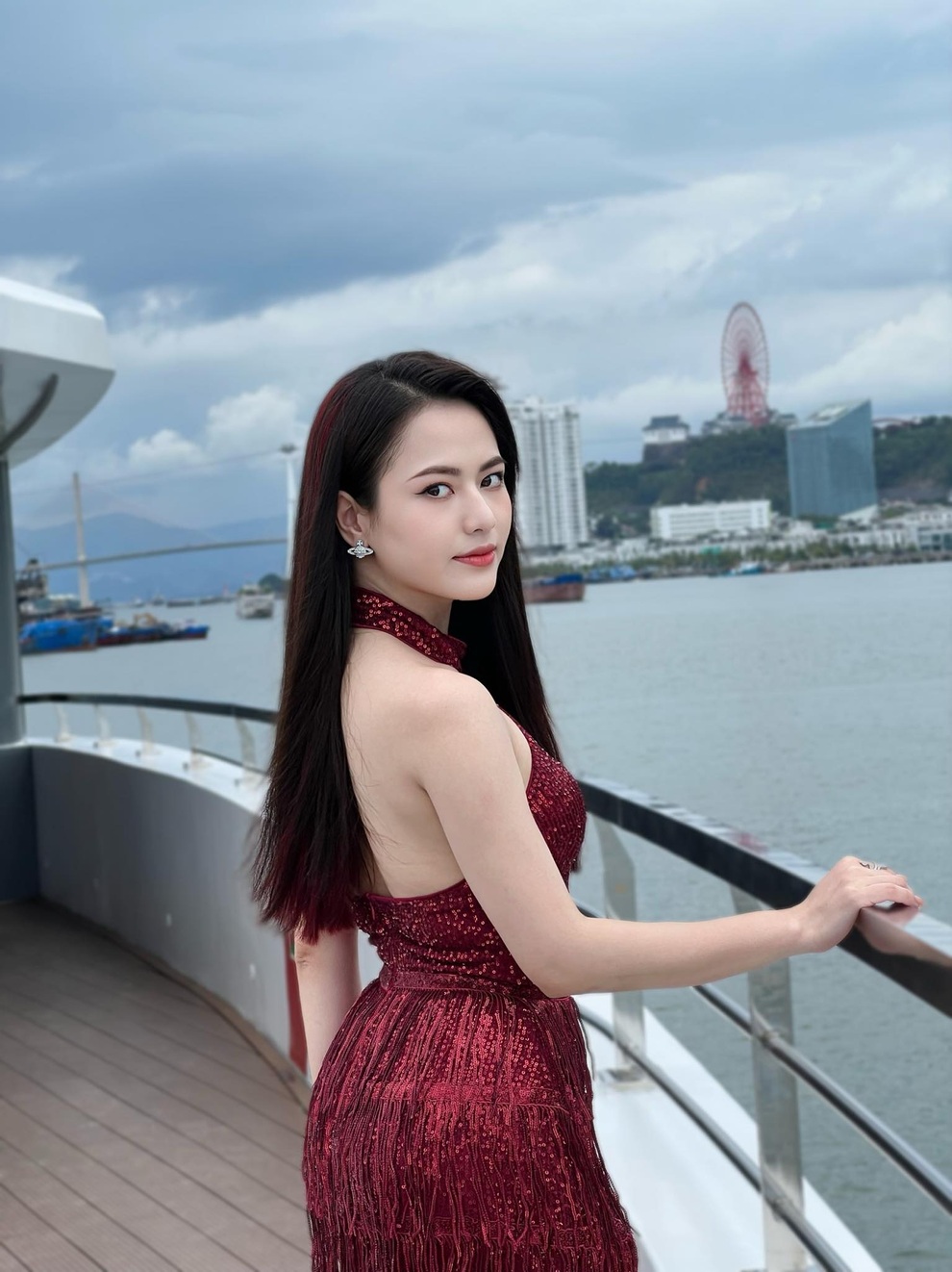 gioi-thieu-viet-hoa-dien-vien