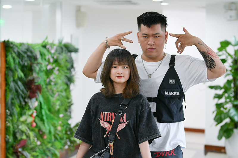 Heavy Alice: Cuộc Đời Và Sự Nghiệp